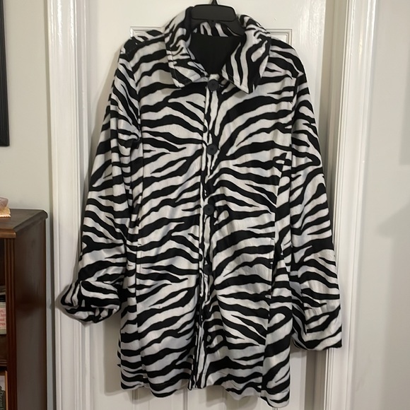 Free Spirit - reversible jacket - xl - black and zebra! - Picture 7 of 9